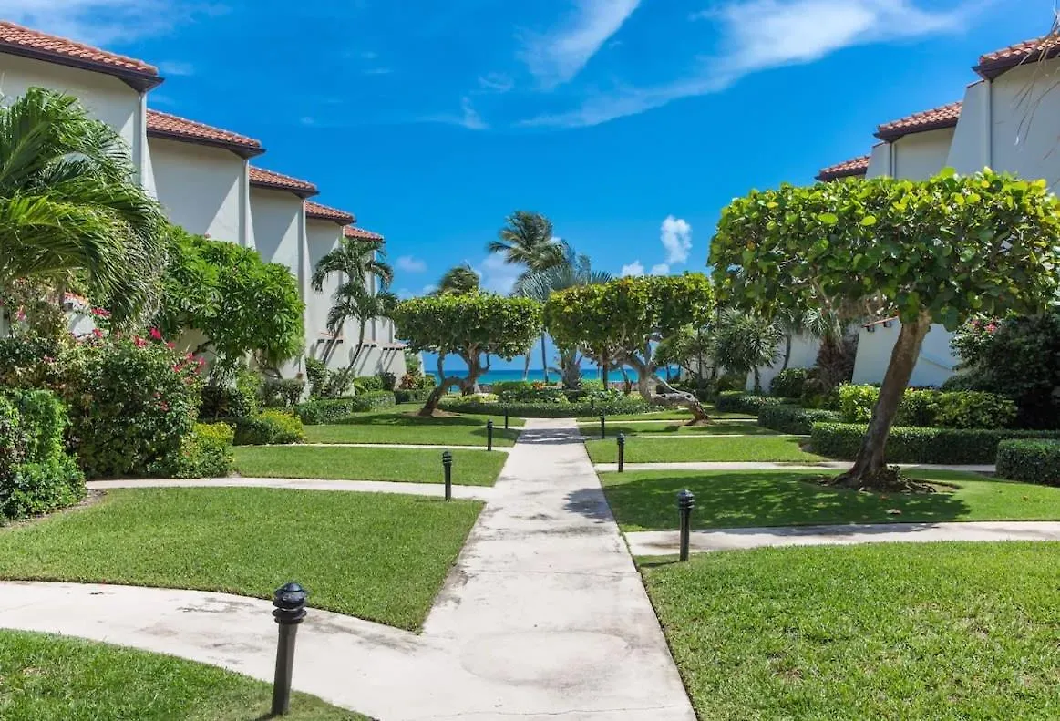 Beach Living At Villas Pappagallo Beachfront 22 West Bay 0*,
